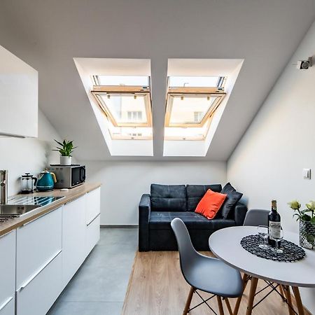 Neo Sky Apartment, Free Parking, 15 Min Walk Old Town&Kazimierz - By Homelike كراكوفيا المظهر الخارجي الصورة