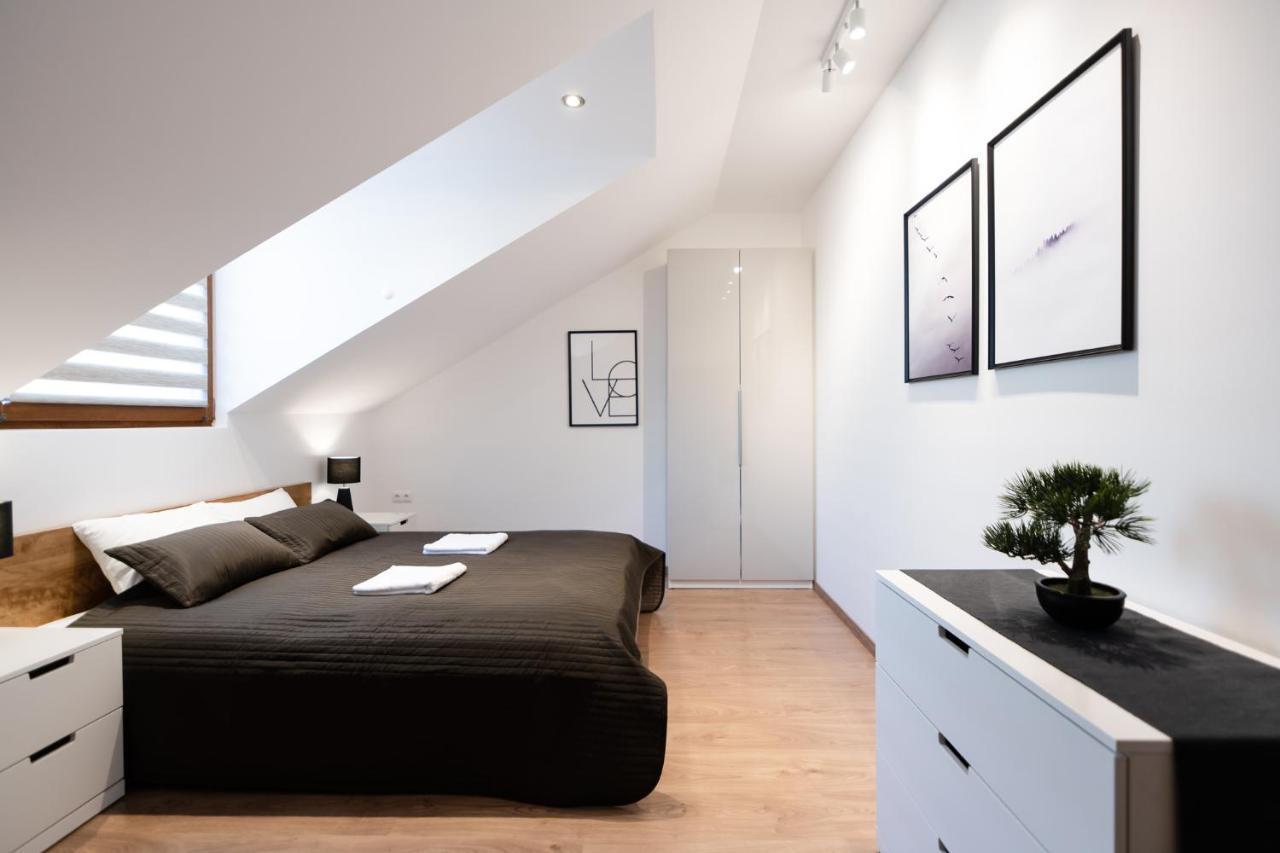 Neo Sky Apartment, Free Parking, 15 Min Walk Old Town&Kazimierz - By Homelike كراكوفيا المظهر الخارجي الصورة